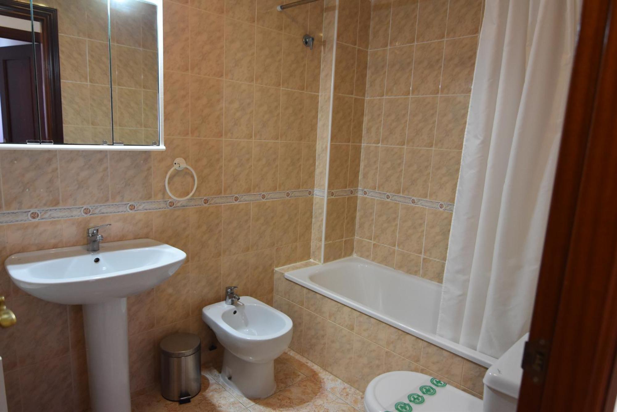 Rnet - Lluis Companys Roses Apartment ภายนอก รูปภาพ